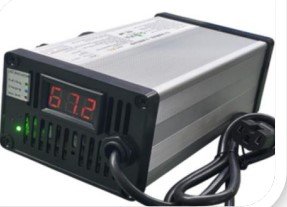 CHARGER (48-60)V 10AMP